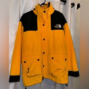 The north face Gore-tex